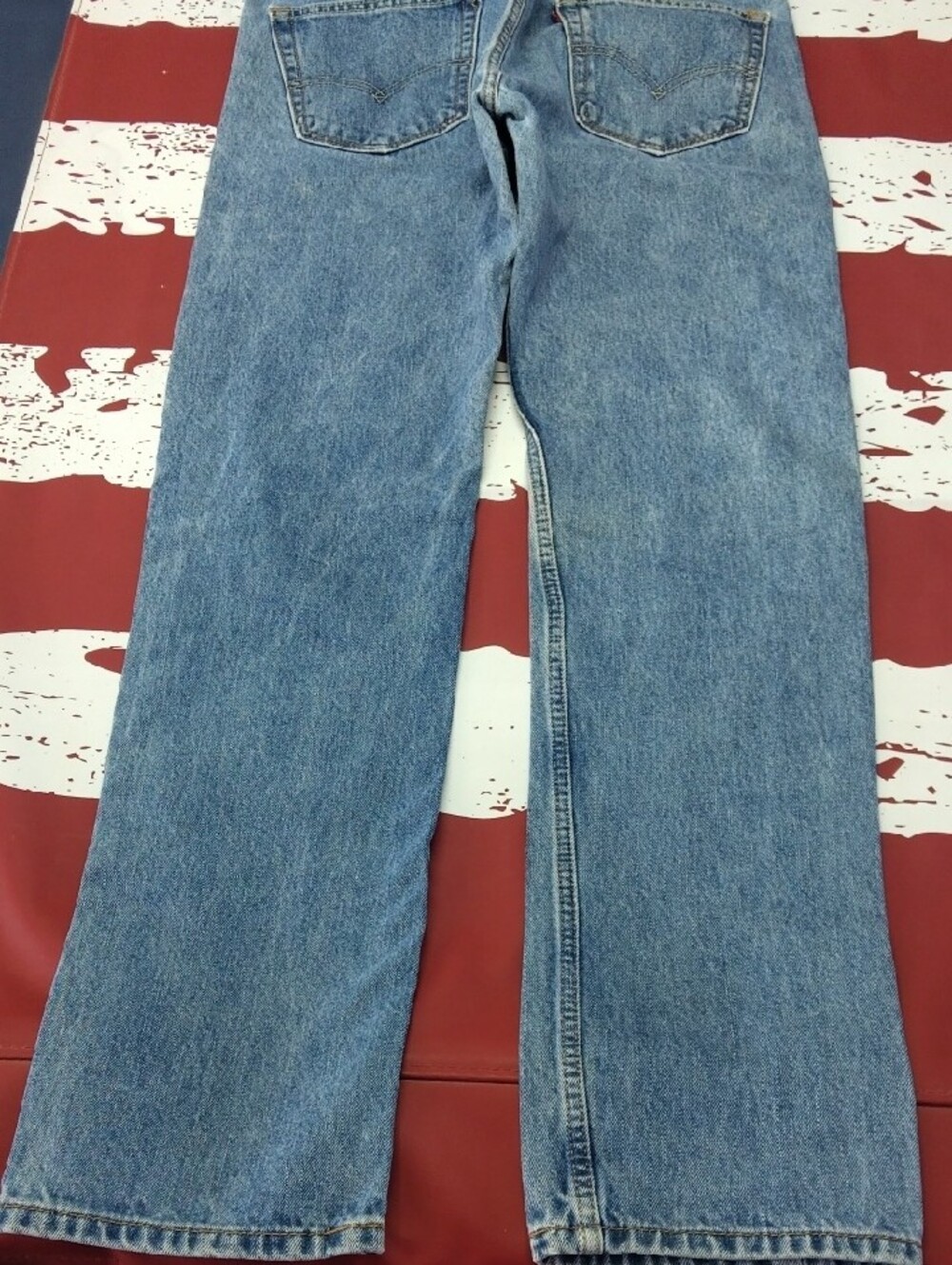 Levi's 505 Men's Light Blue Straight-Leg Denim Jeans - Picture 11 of 15